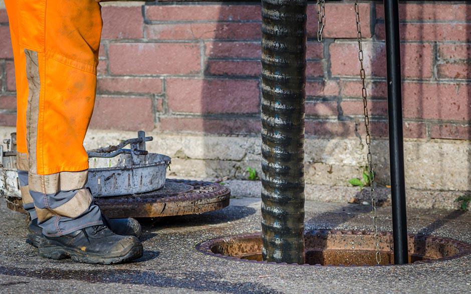comment déboucher un toilette Ablon-sur-Seine